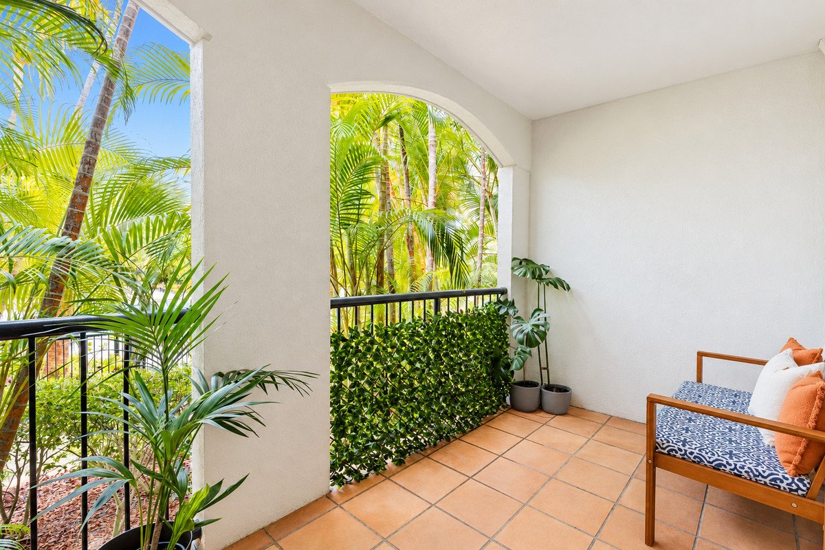 8/40 Teemangum Street Currumbin 5
