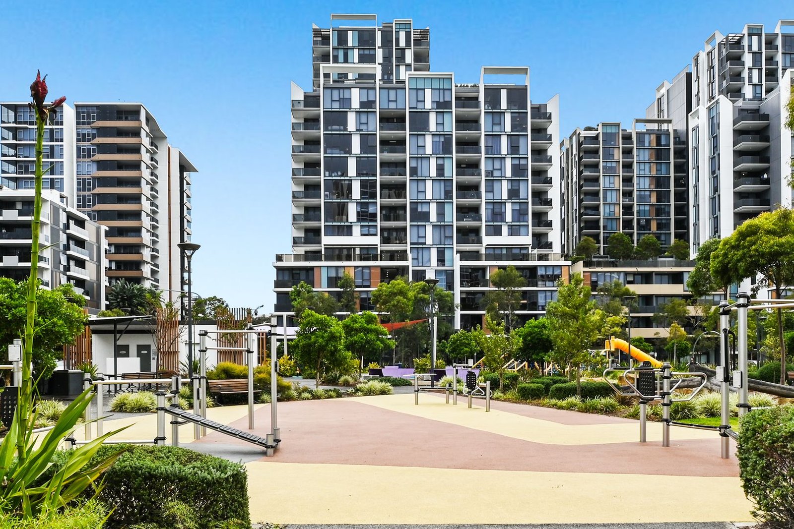 840/1 Studio Drive EASTGARDENS 8