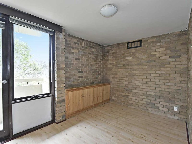 Gallery: 8/405 Dandenong Road