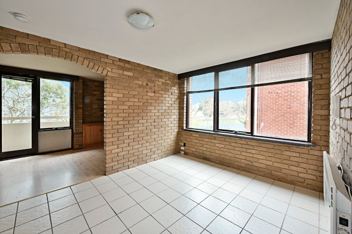 Gallery: 8/405 Dandenong Road