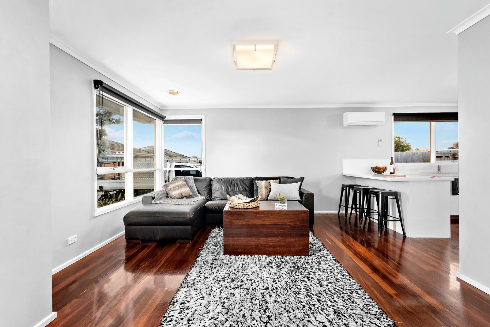 Gallery: 8/406-407 Station Street