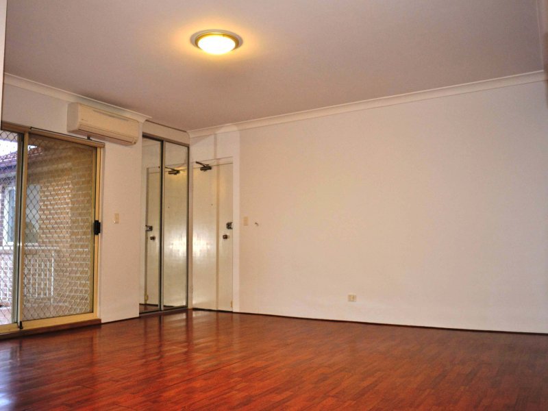 8/41-43 Hampden Street BEVERLY HILLS 3