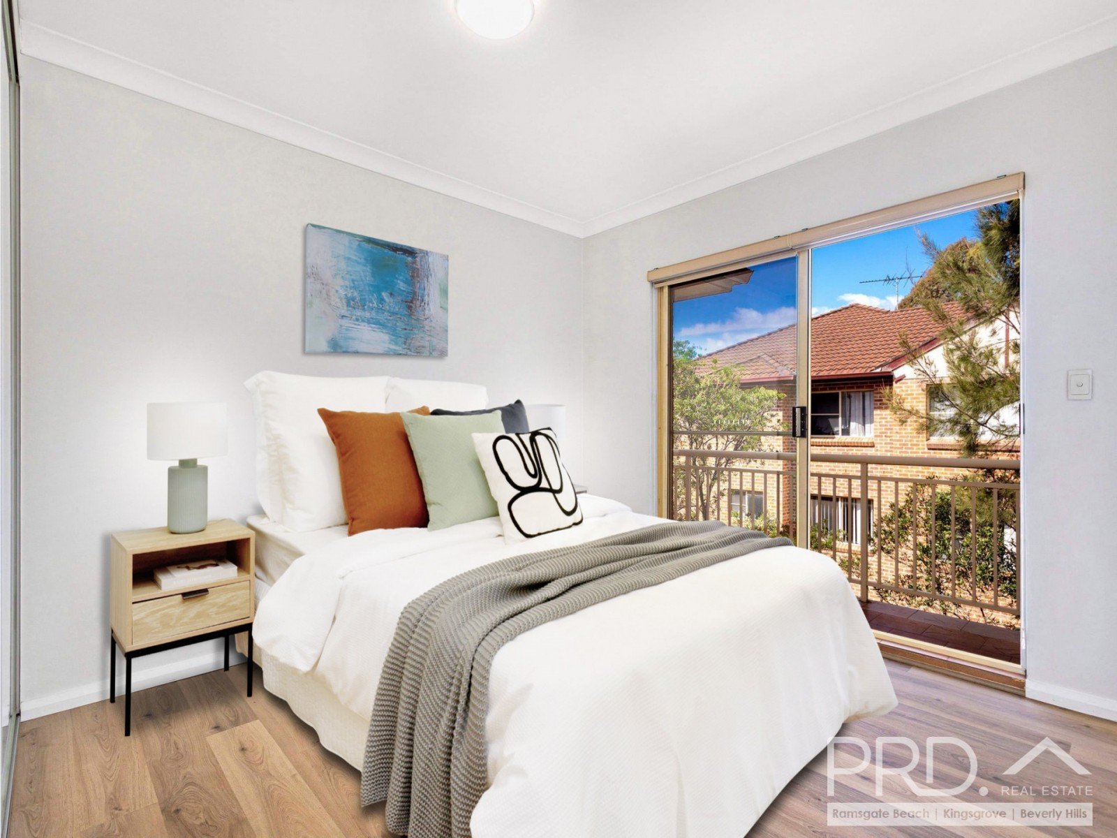 8/41-43 Hampden Street BEVERLY HILLS 3