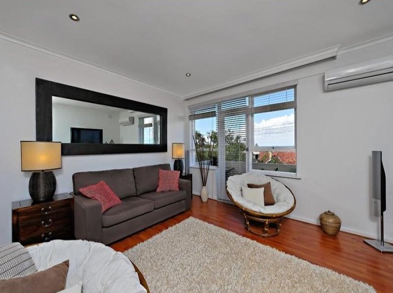 Gallery: 8/41 Bay Road