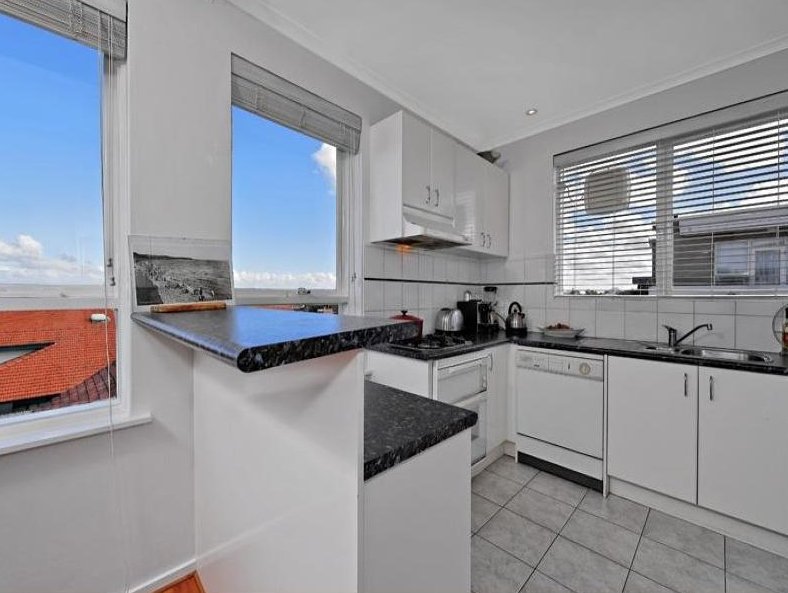 Gallery: 8/41 Bay Road