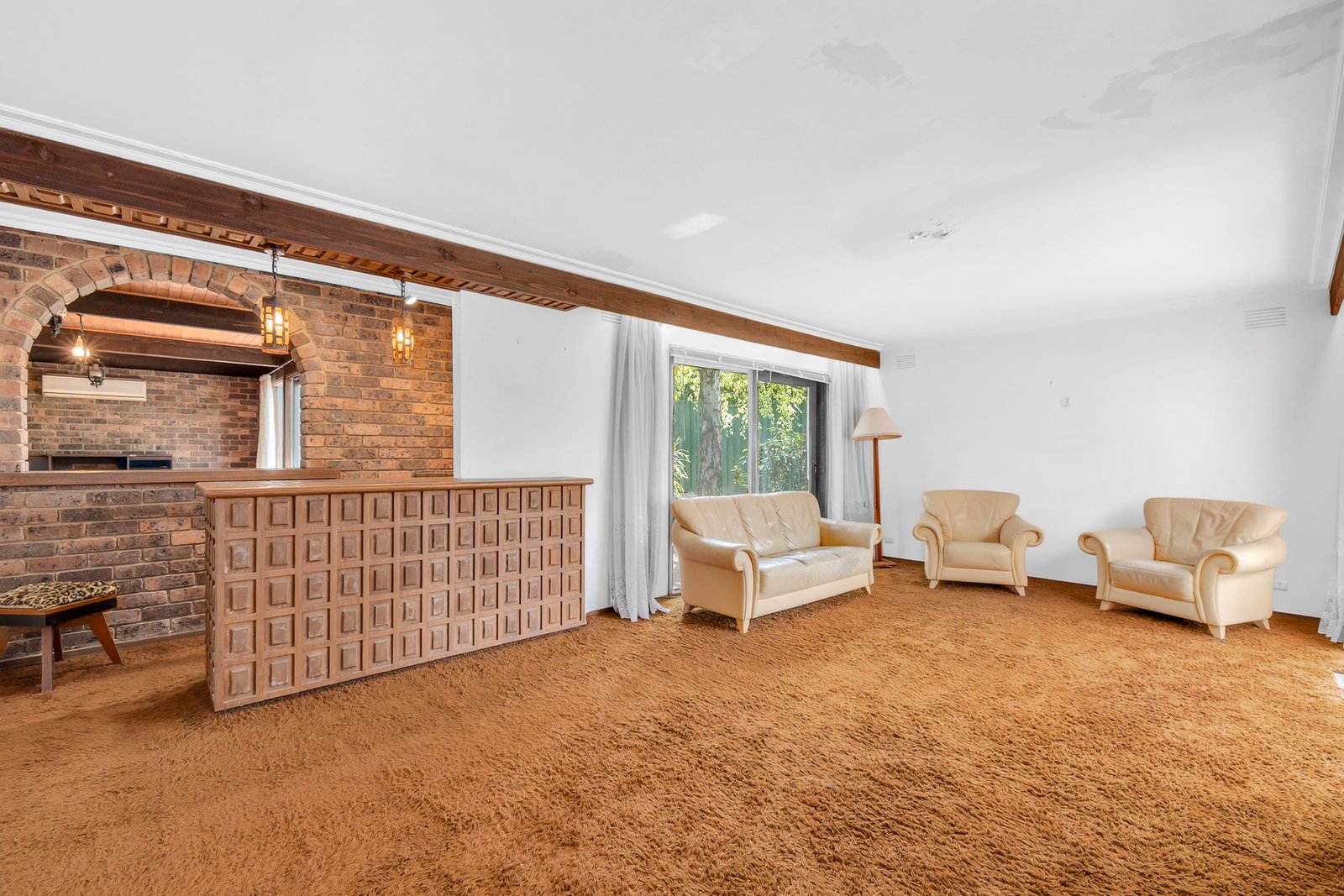 Gallery: 841 Ferntree Gully Road