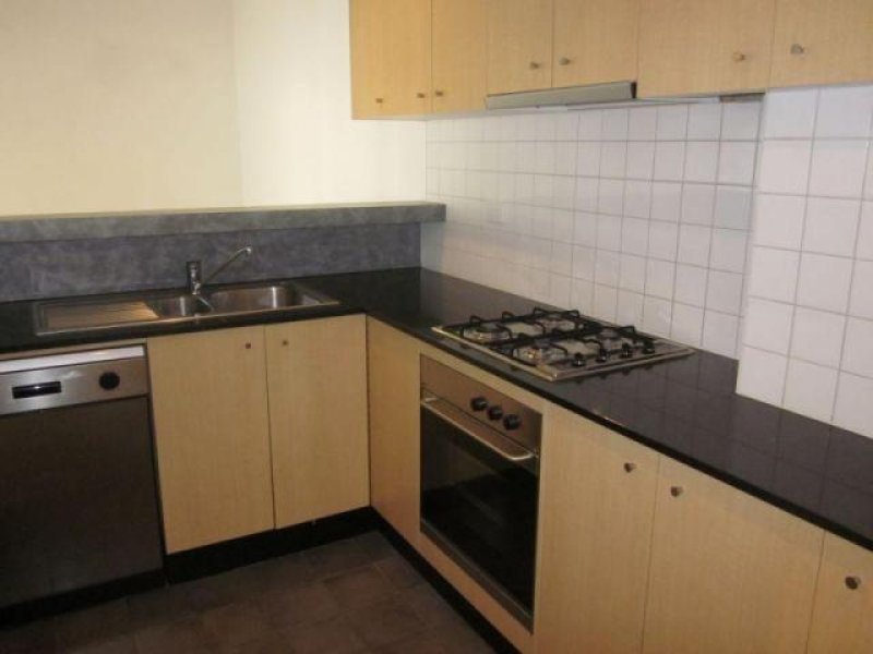 Gallery: 841/1 Esplanade West