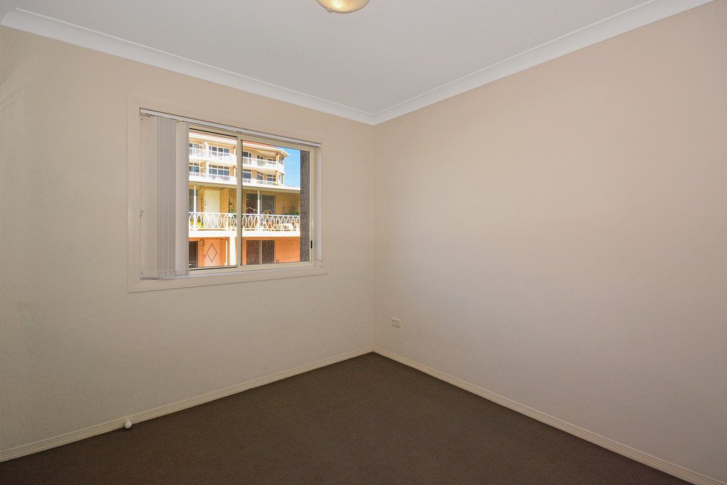 8/42-44 Garrick Street COOLANGATTA 4