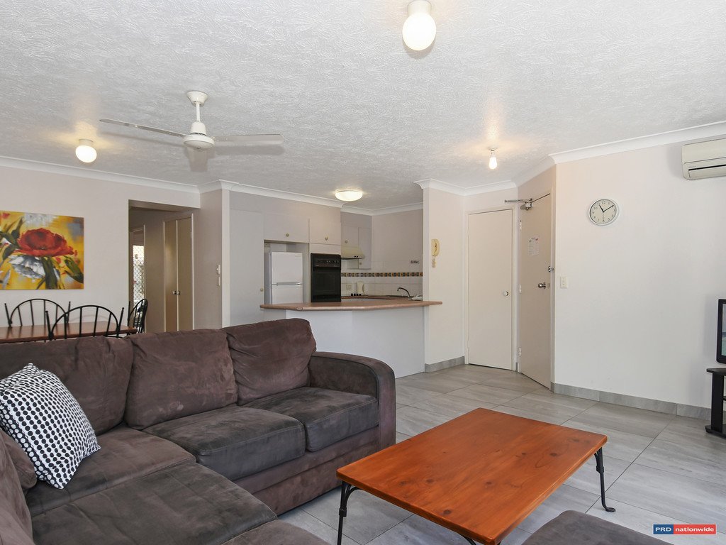 8/42 Beach Parade SURFERS PARADISE 2