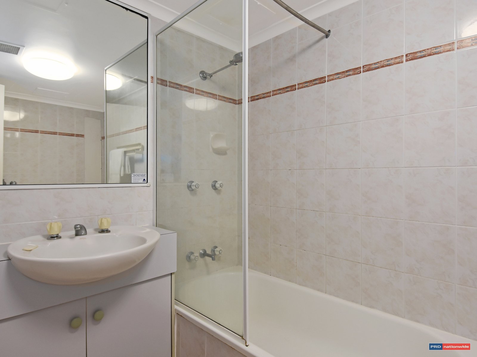 8/42 Beach Parade SURFERS PARADISE 6