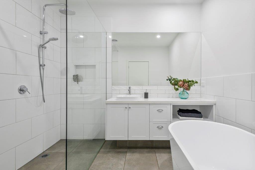 Real Estate and Property in 8/43 High Street, Woodend, VIC