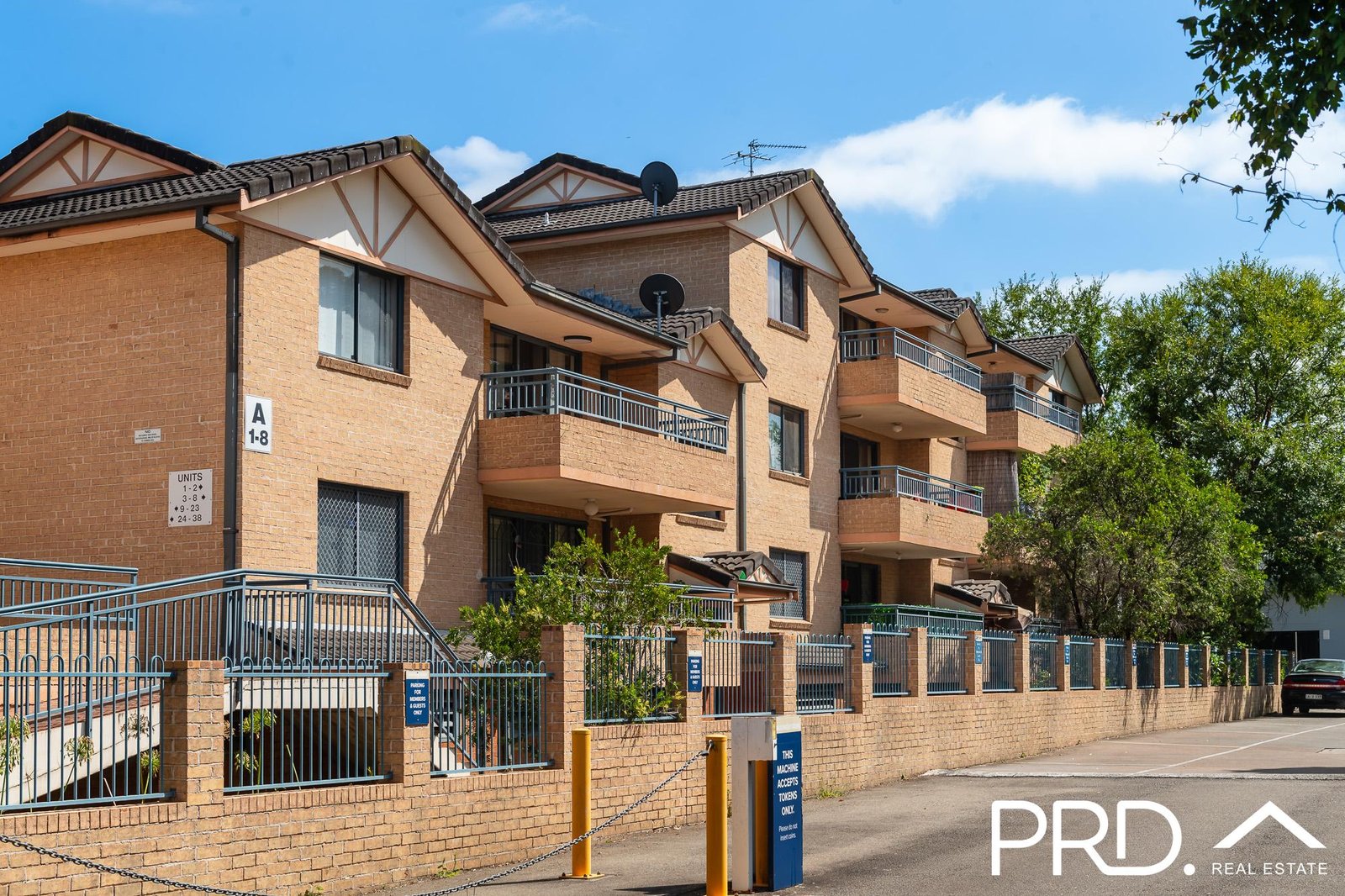 8/43 Northam Avenue BANKSTOWN 1