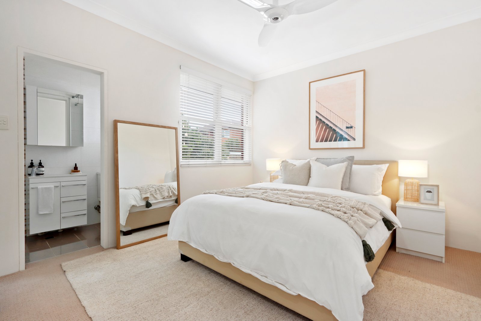 8/44 Oatley Avenue OATLEY 9