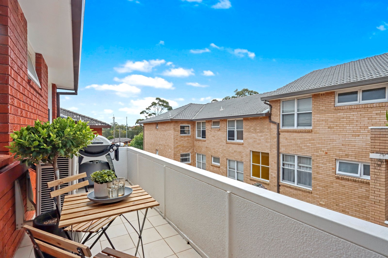 8/44 Oatley Avenue OATLEY 11