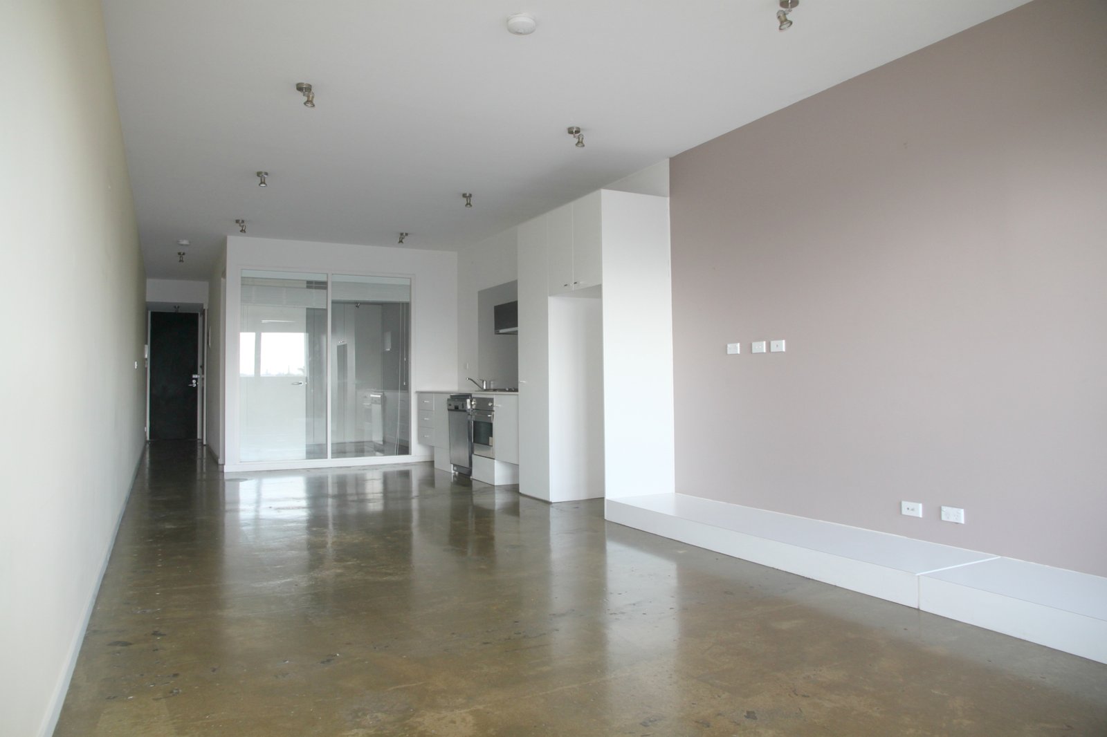 Gallery: 8/45 Wellington Street