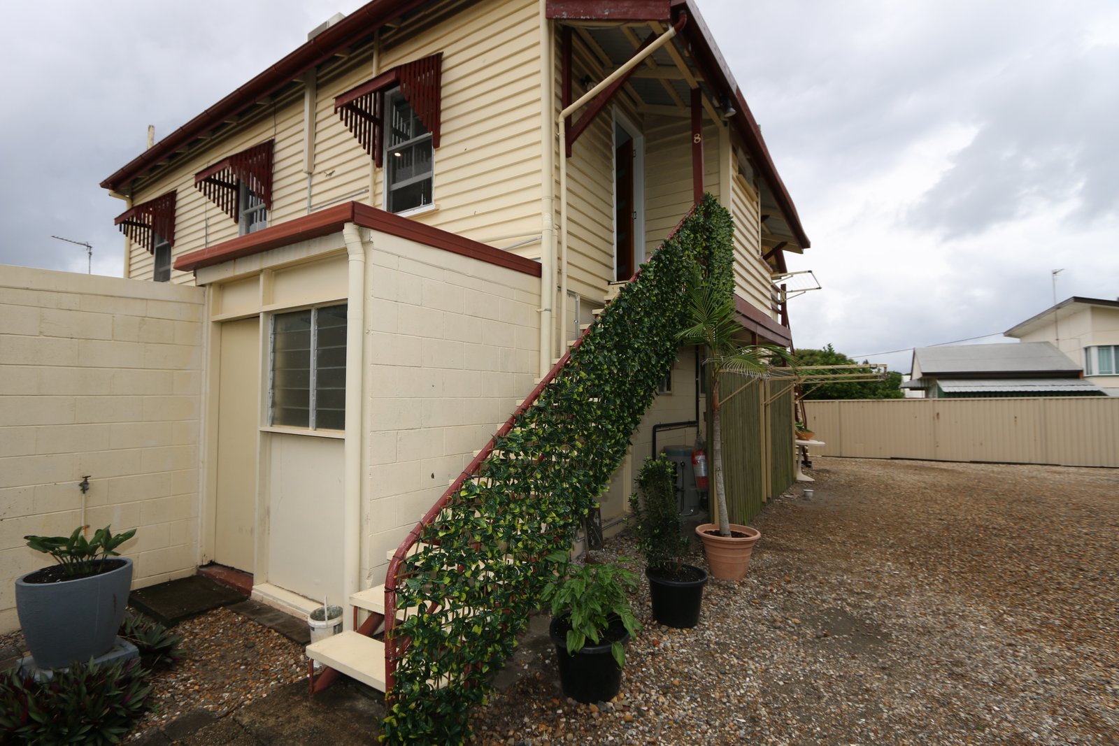 8/46 Stevens Street LABRADOR 7