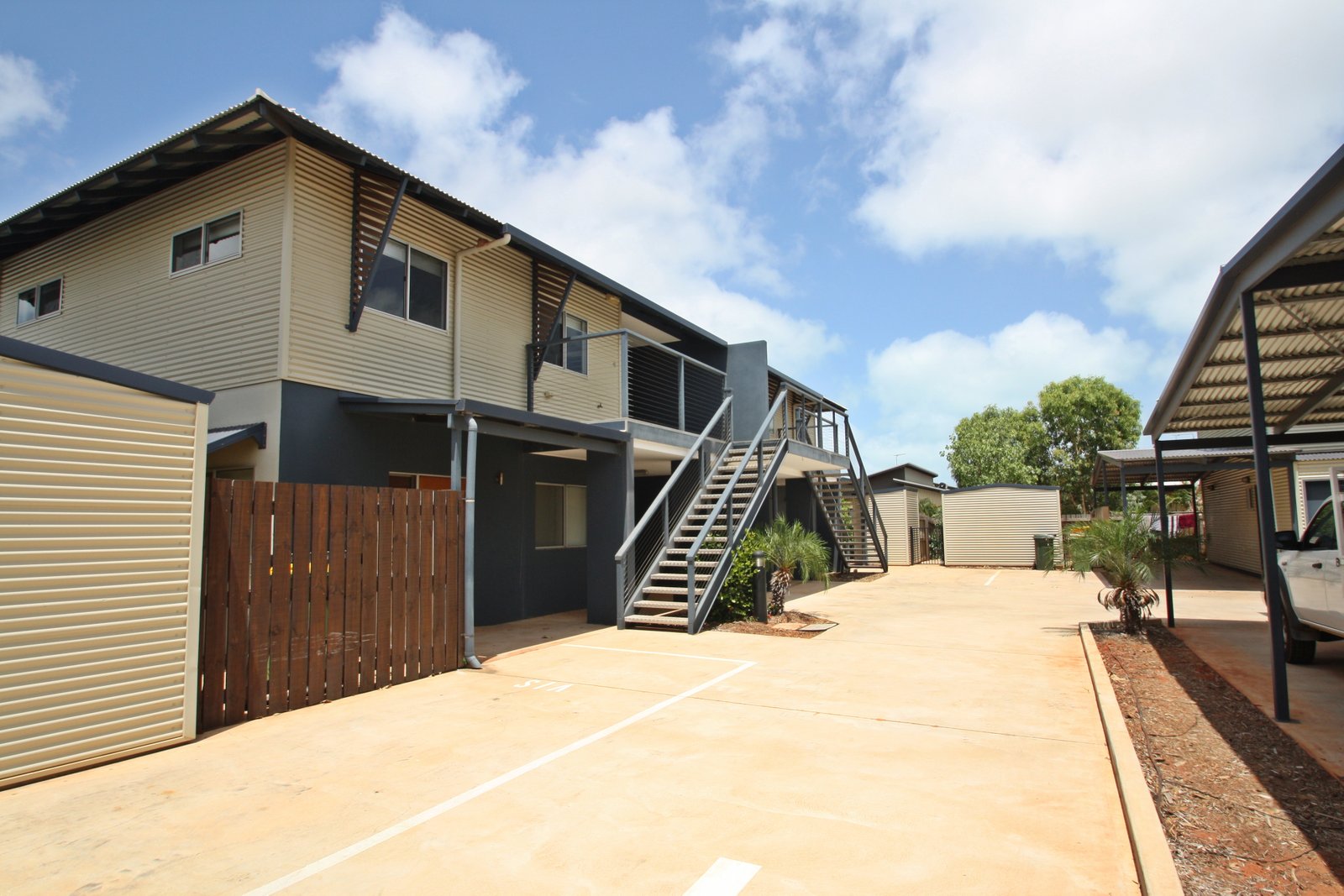 8/46 Tanami Drive BILINGURR 14