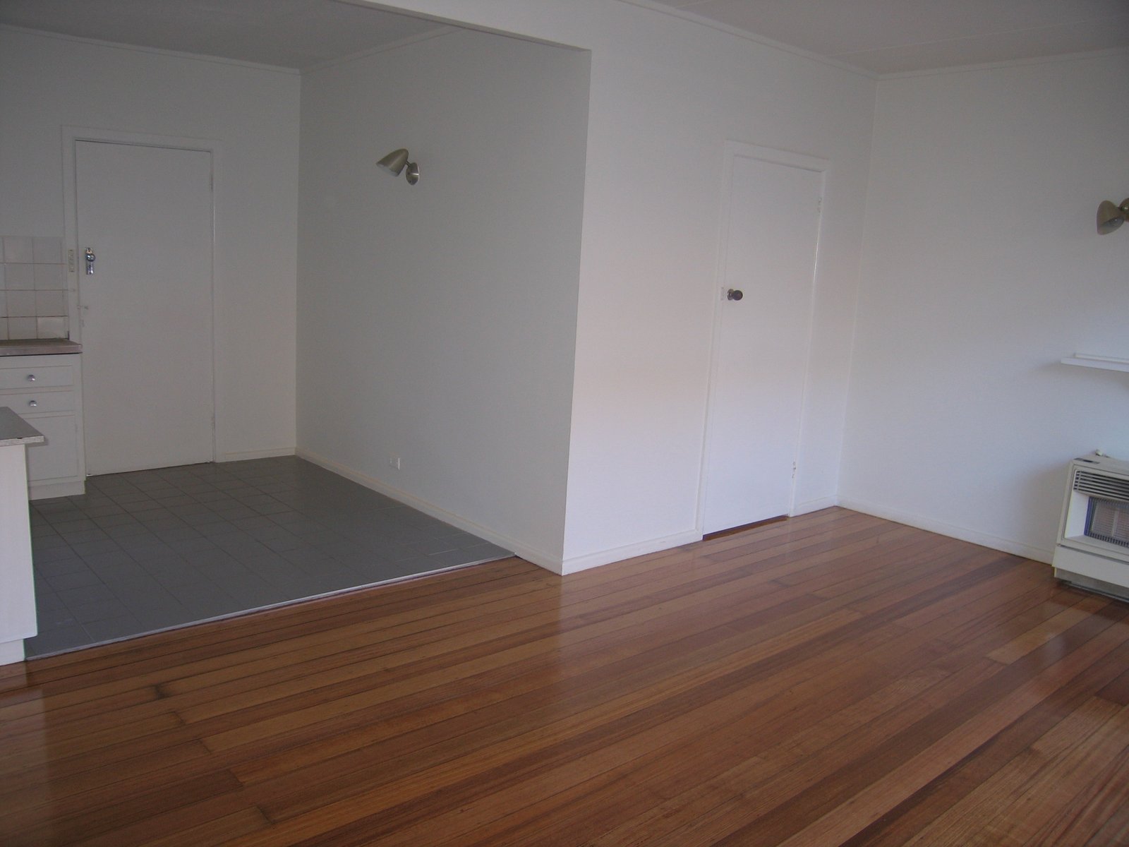Gallery: 8/467 New Street