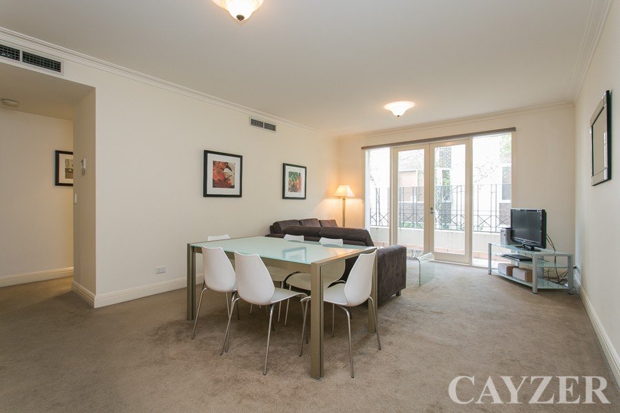 Gallery: 8/47-49 Caroline Street