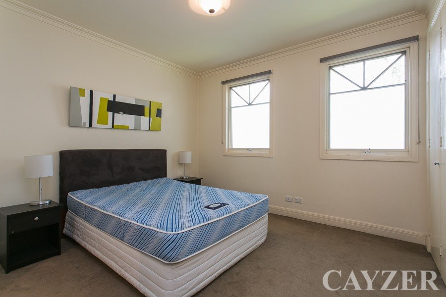 Gallery: 8/47-49 Caroline Street