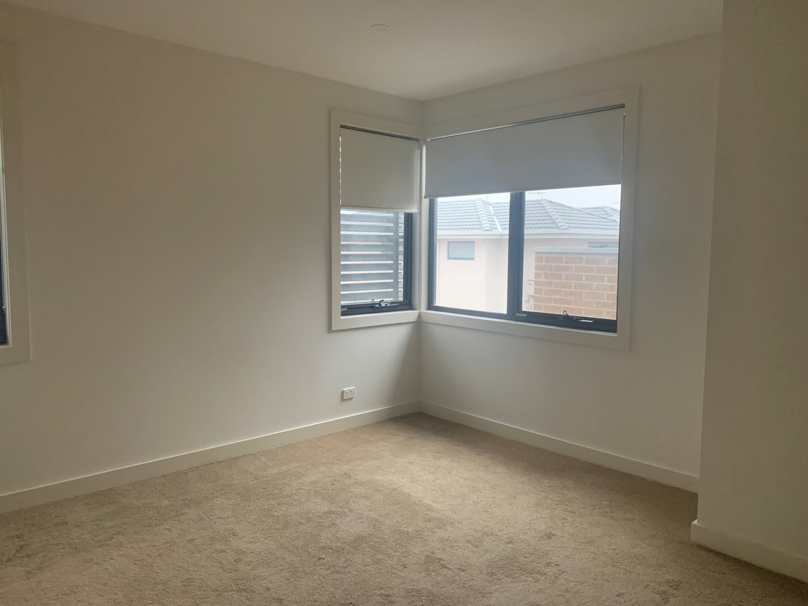 Gallery: 8/47-51 Evelyn Street