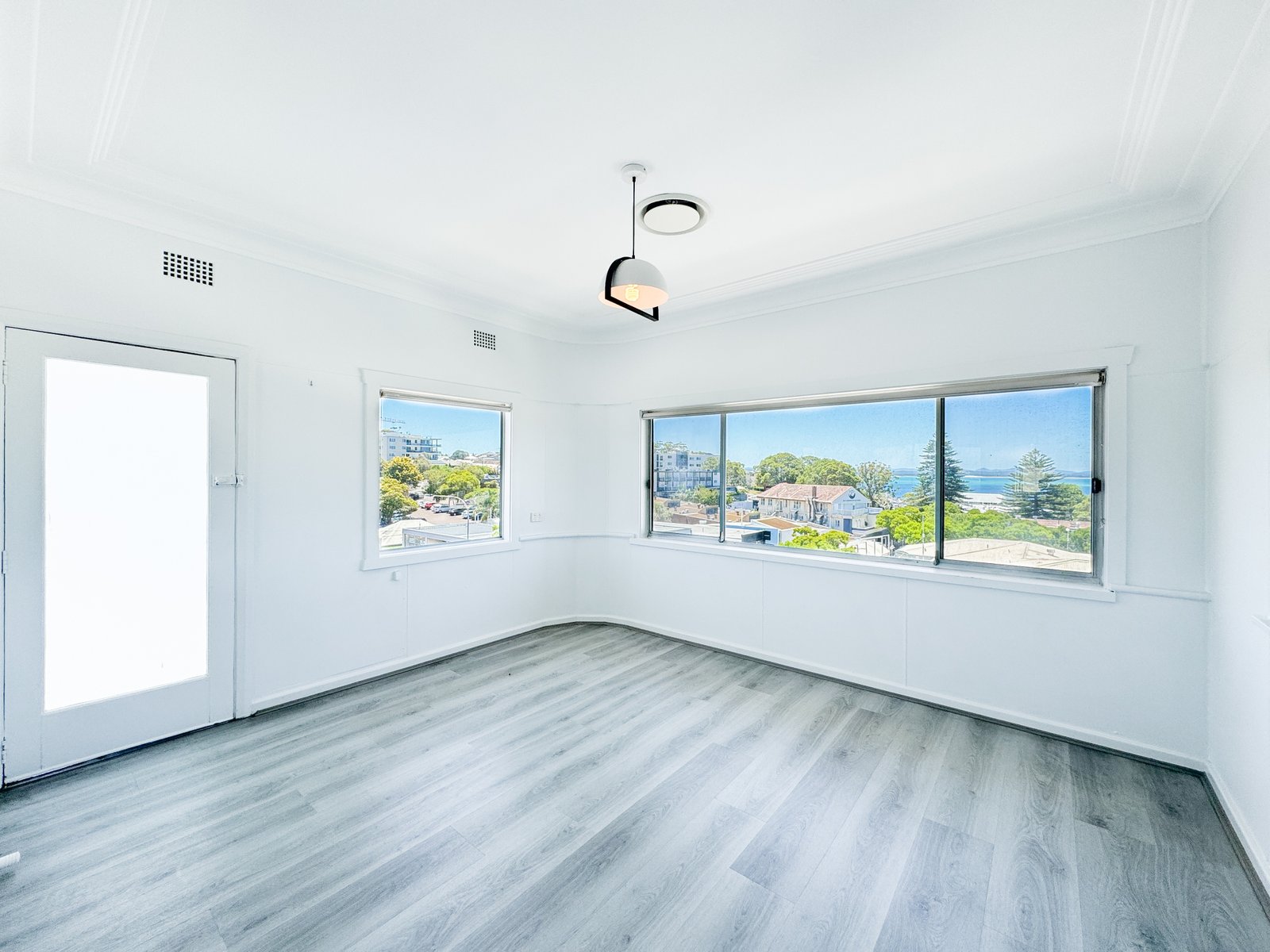 8/49 Donald Street NELSON BAY 1