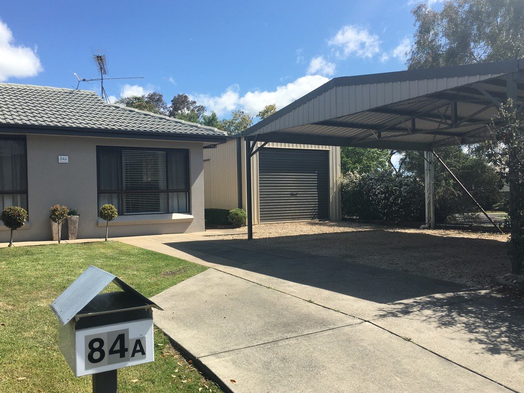 84A Calala Lane TAMWORTH 3