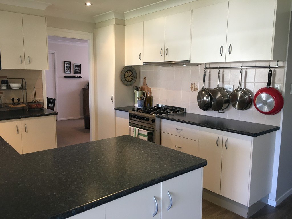 84A Calala Lane TAMWORTH 8
