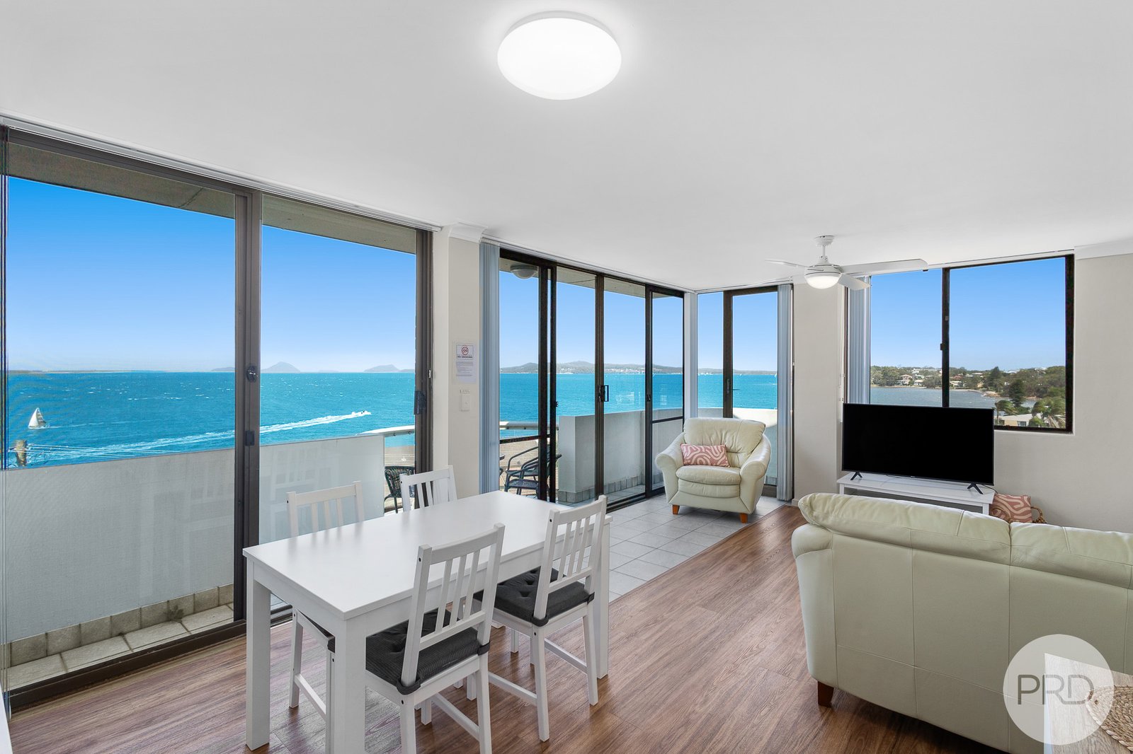 8/5-7 Mitchell Street SOLDIERS POINT 5