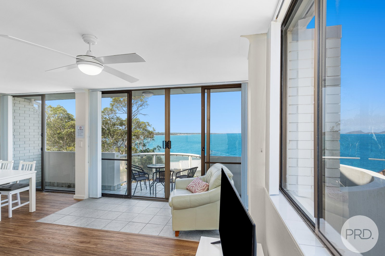 8/5-7 Mitchell Street SOLDIERS POINT 7