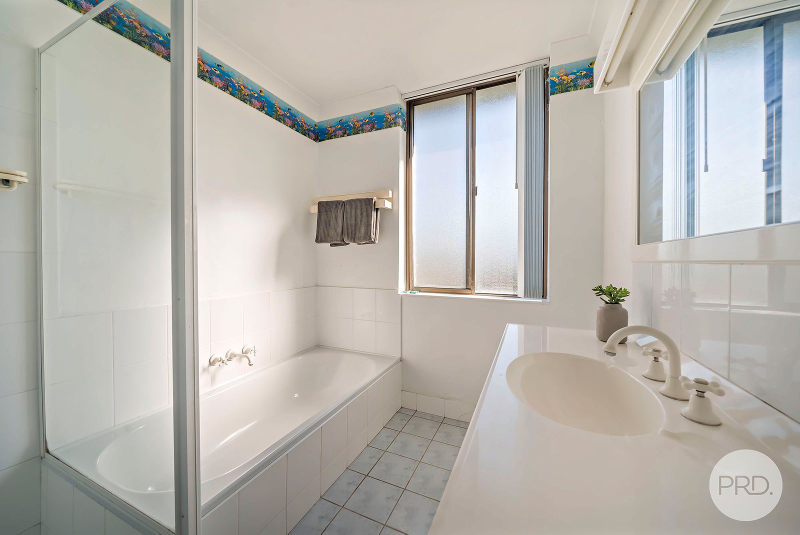 8/5-7 Mitchell Street SOLDIERS POINT 16