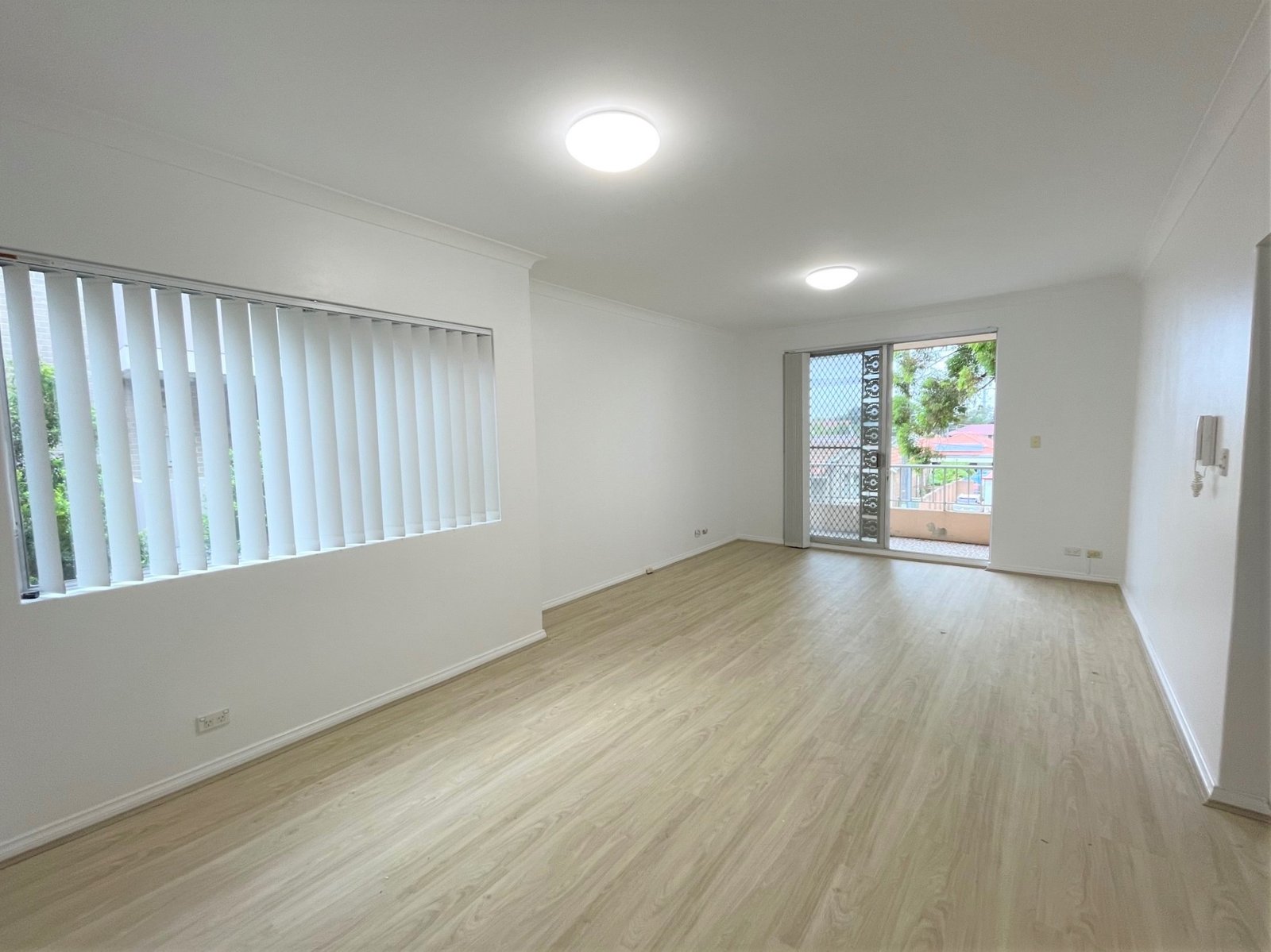 8/5-7 Nielsen Avenue CARLTON 3
