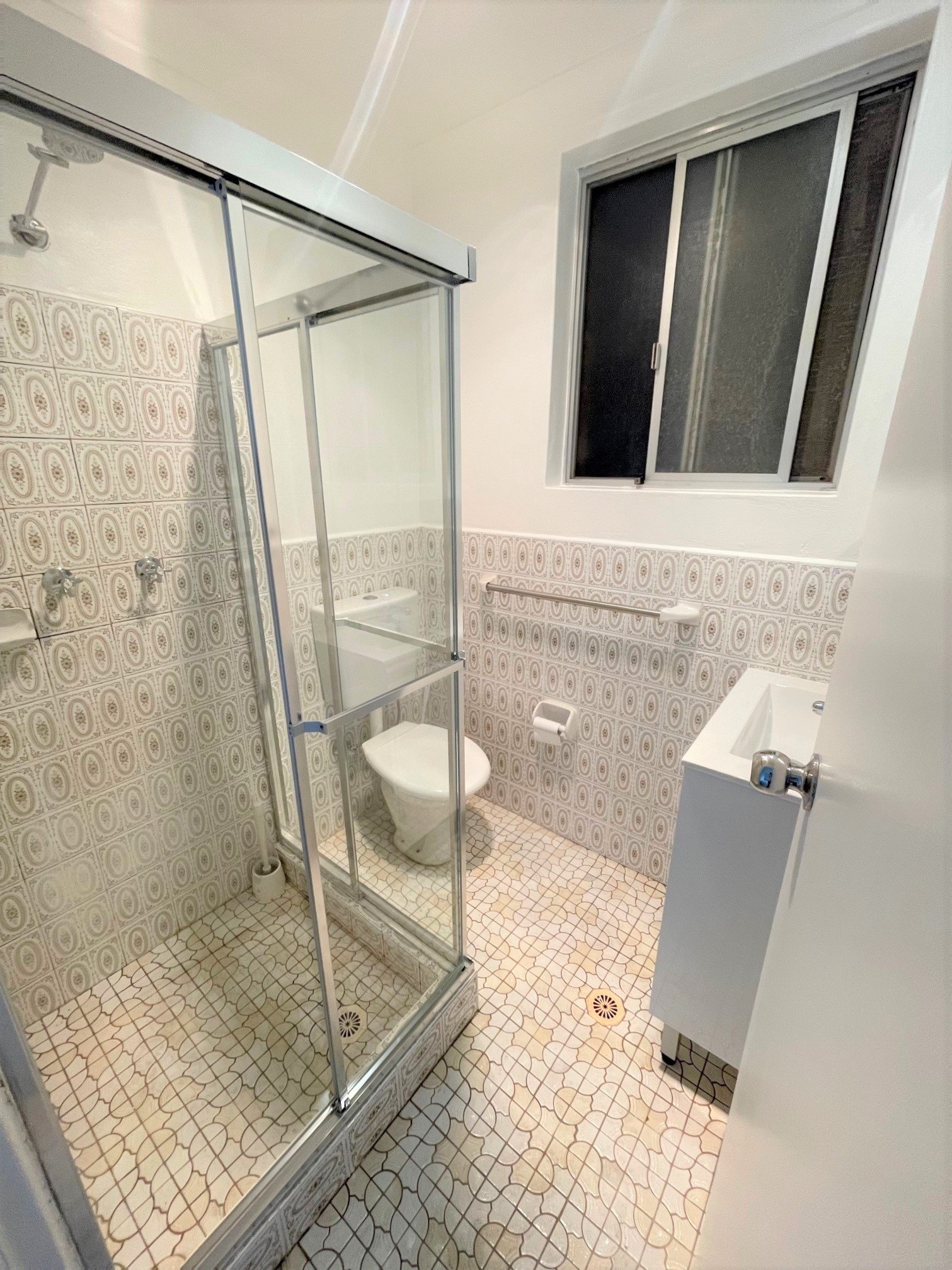 8/5-7 Nielsen Avenue CARLTON 5