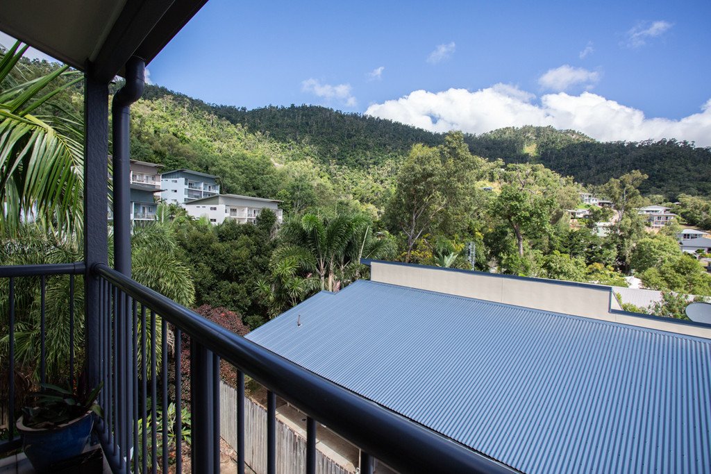 8/5 Border Drive CANNONVALE 16