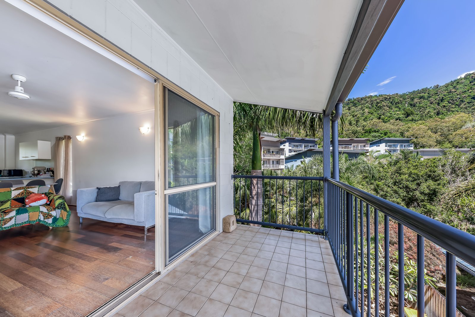 8/5 Border Drive CANNONVALE 6