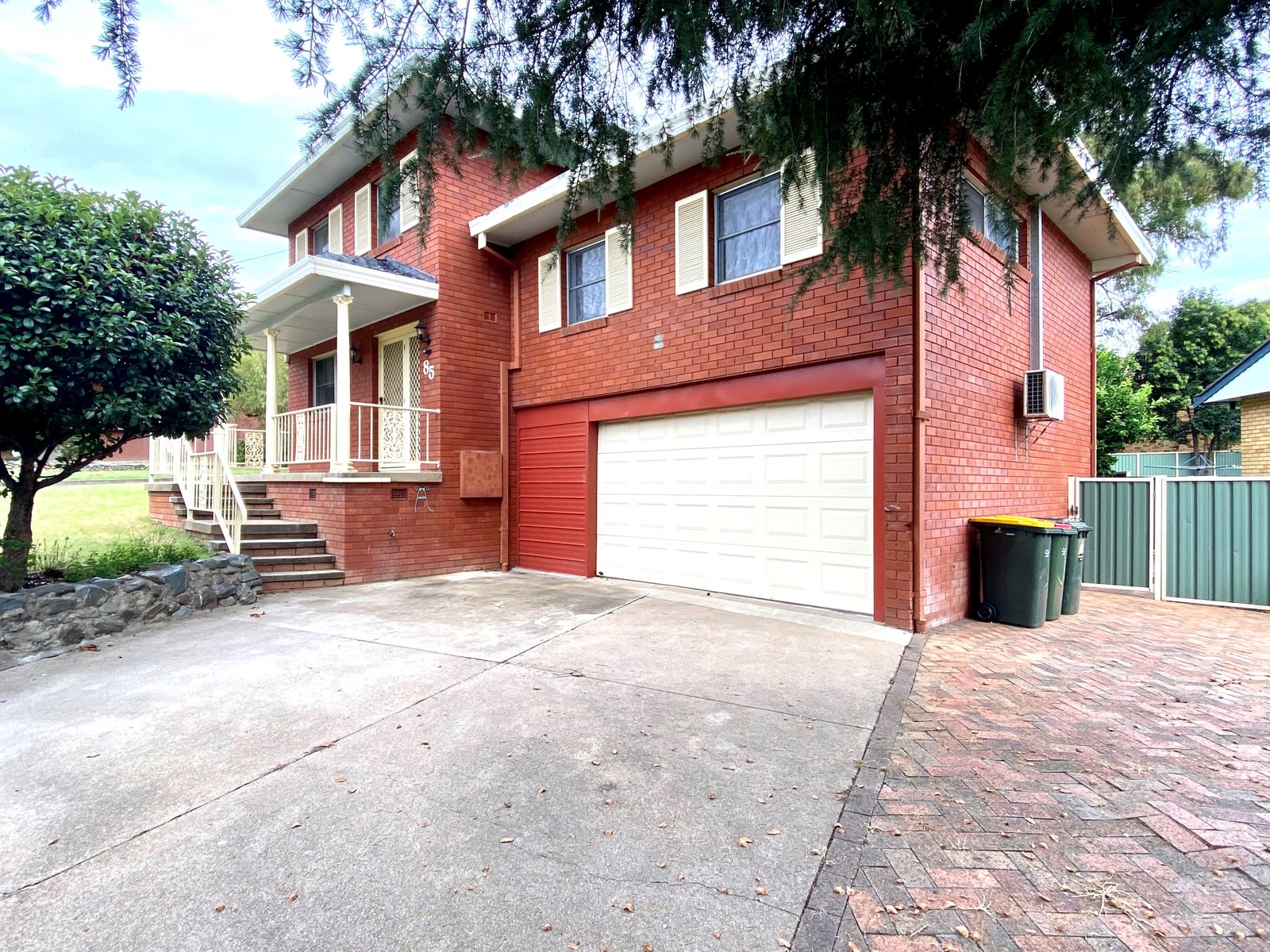 85 Bourke Street TAMWORTH 2