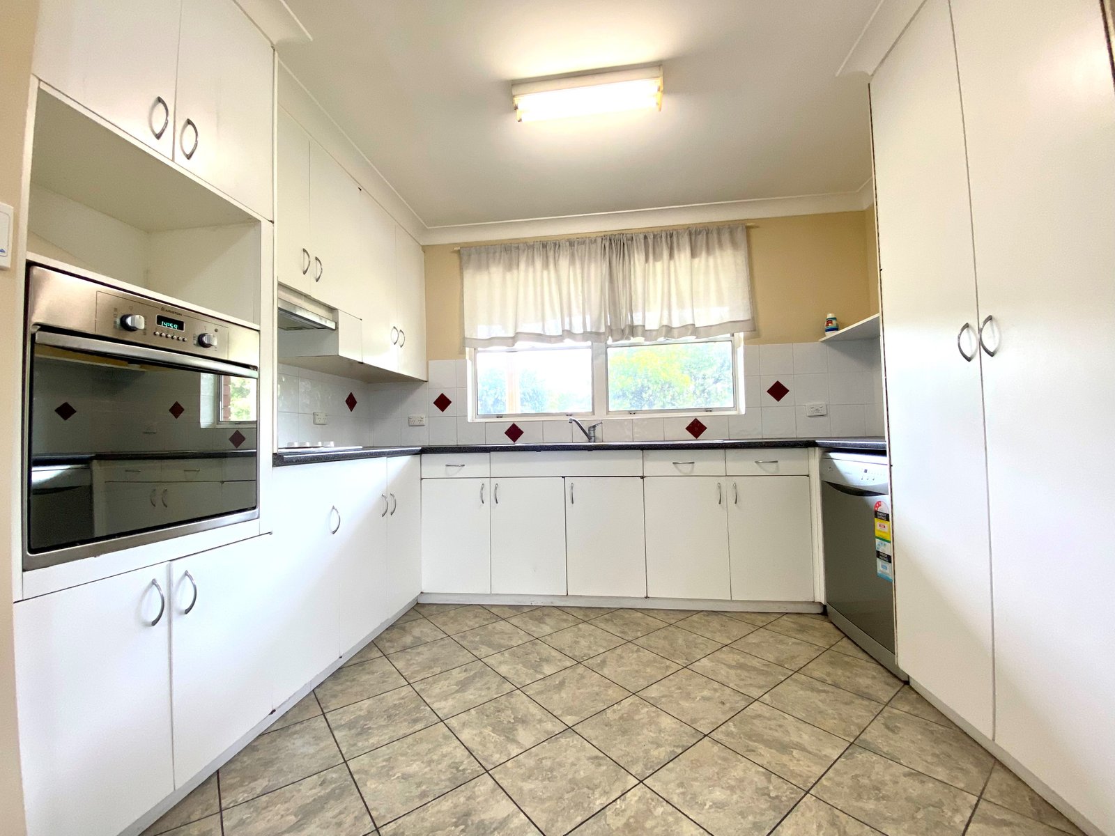 85 Bourke Street TAMWORTH NSW 2340