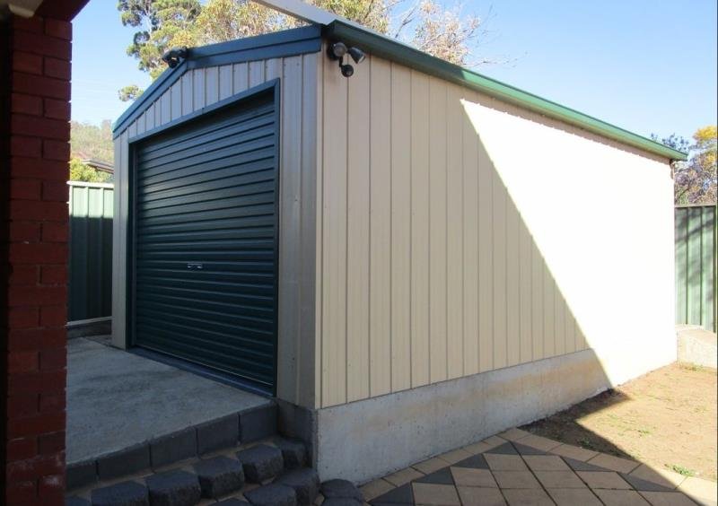 85 Bourke Street TAMWORTH 9