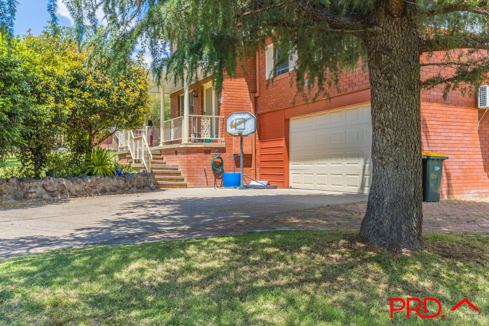 85 Bourke Street TAMWORTH 2