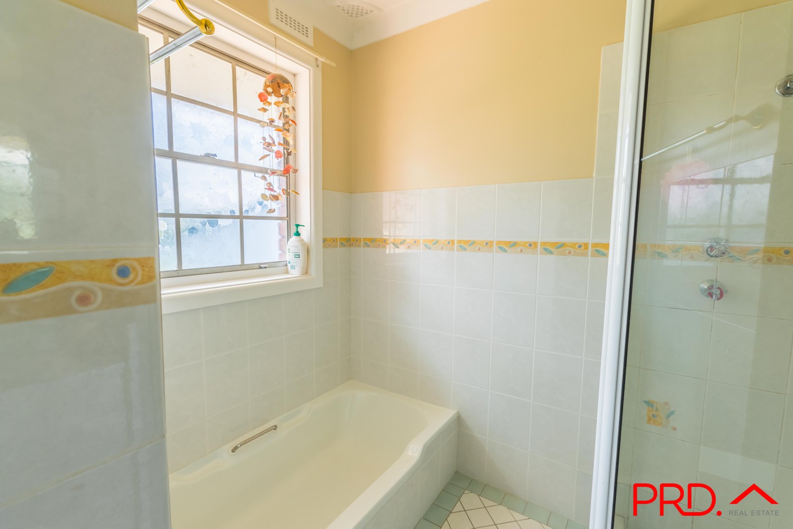 85 Bourke Street TAMWORTH 9