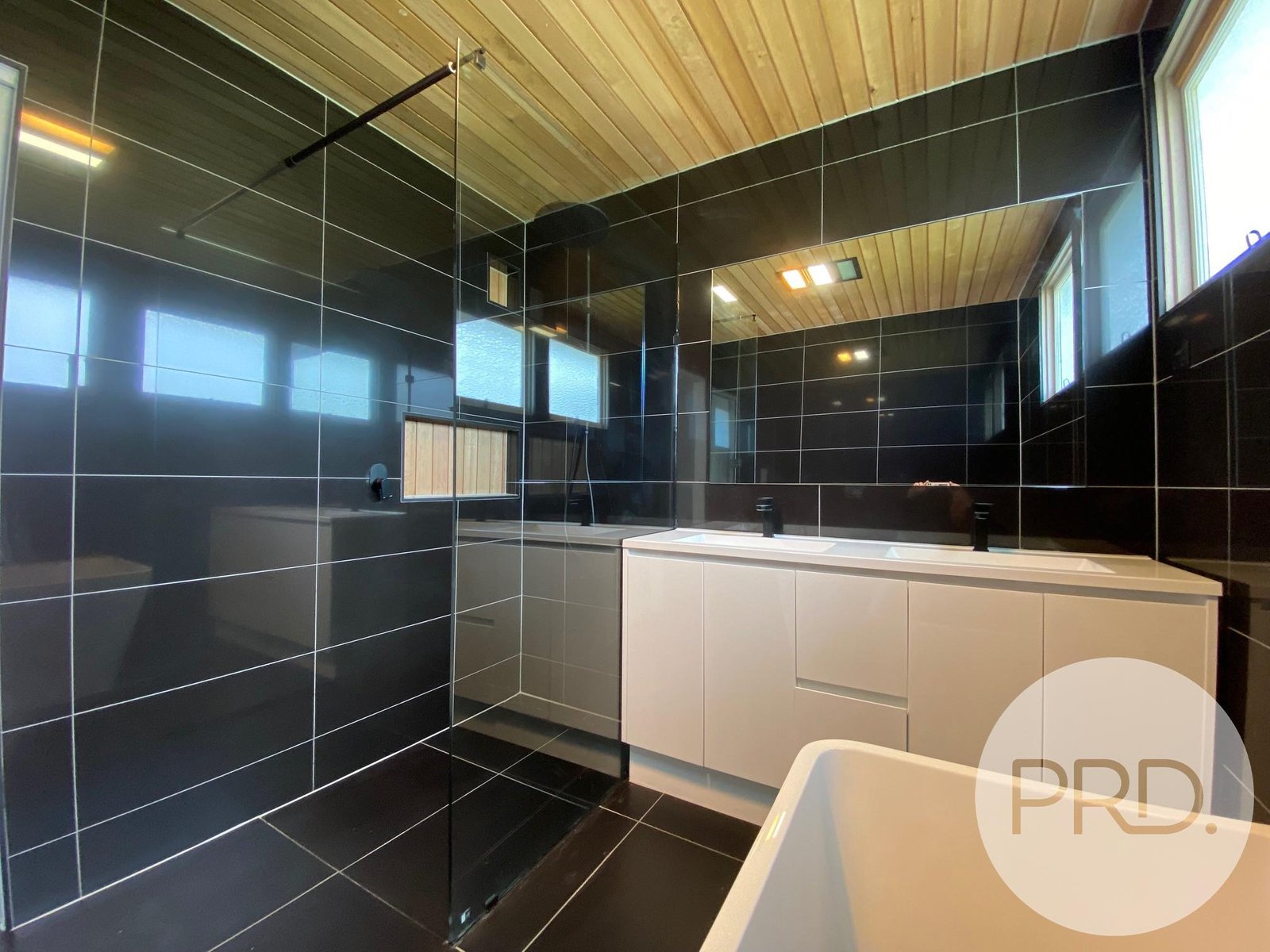 85 Chippendale Street CLAREMONT 5