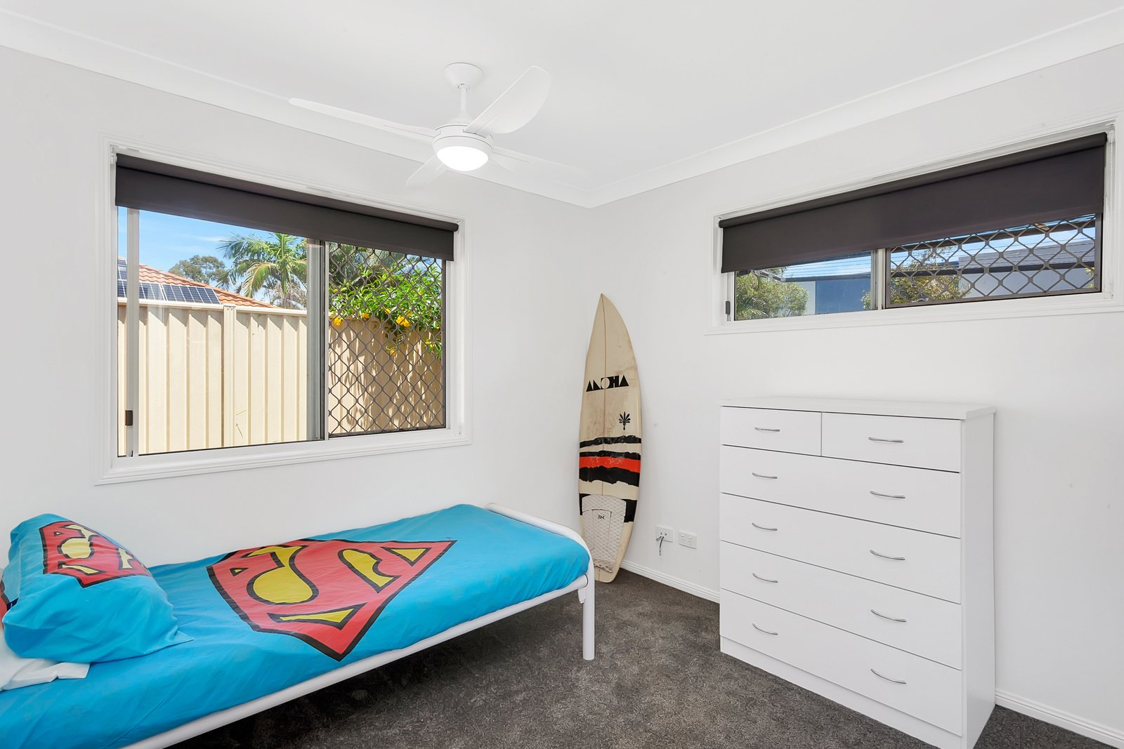 85 Coronet Crescent BURLEIGH WATERS 12