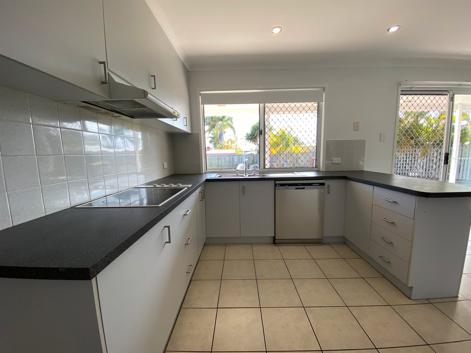 85 CREMORNE Drive TANNUM SANDS 2
