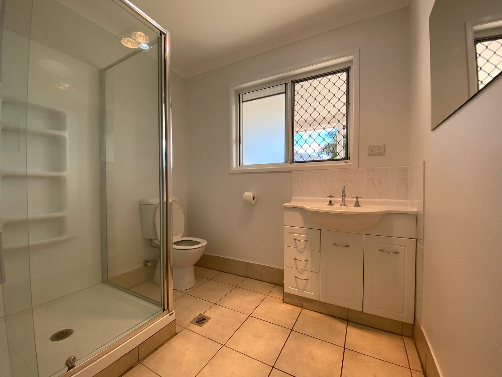 85 CREMORNE Drive TANNUM SANDS 9