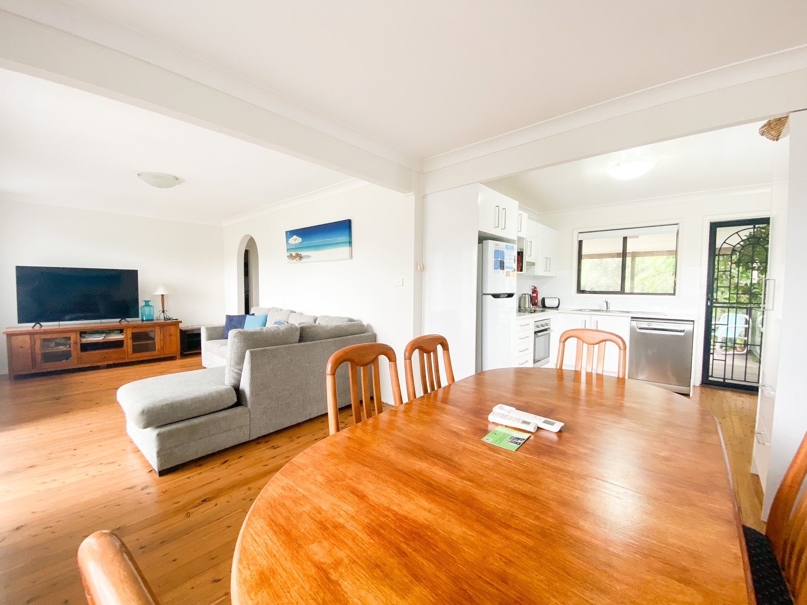 85 Horace Street SHOAL BAY 1