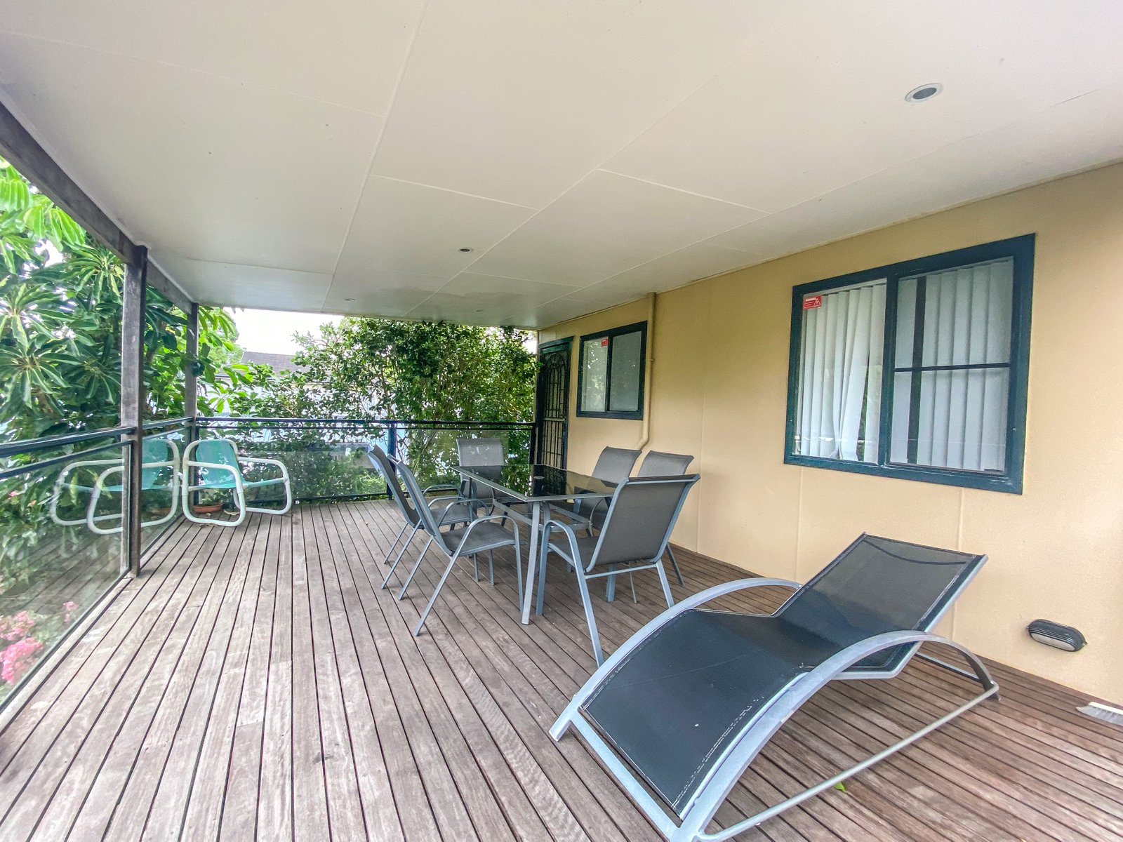 85 Horace Street SHOAL BAY 9