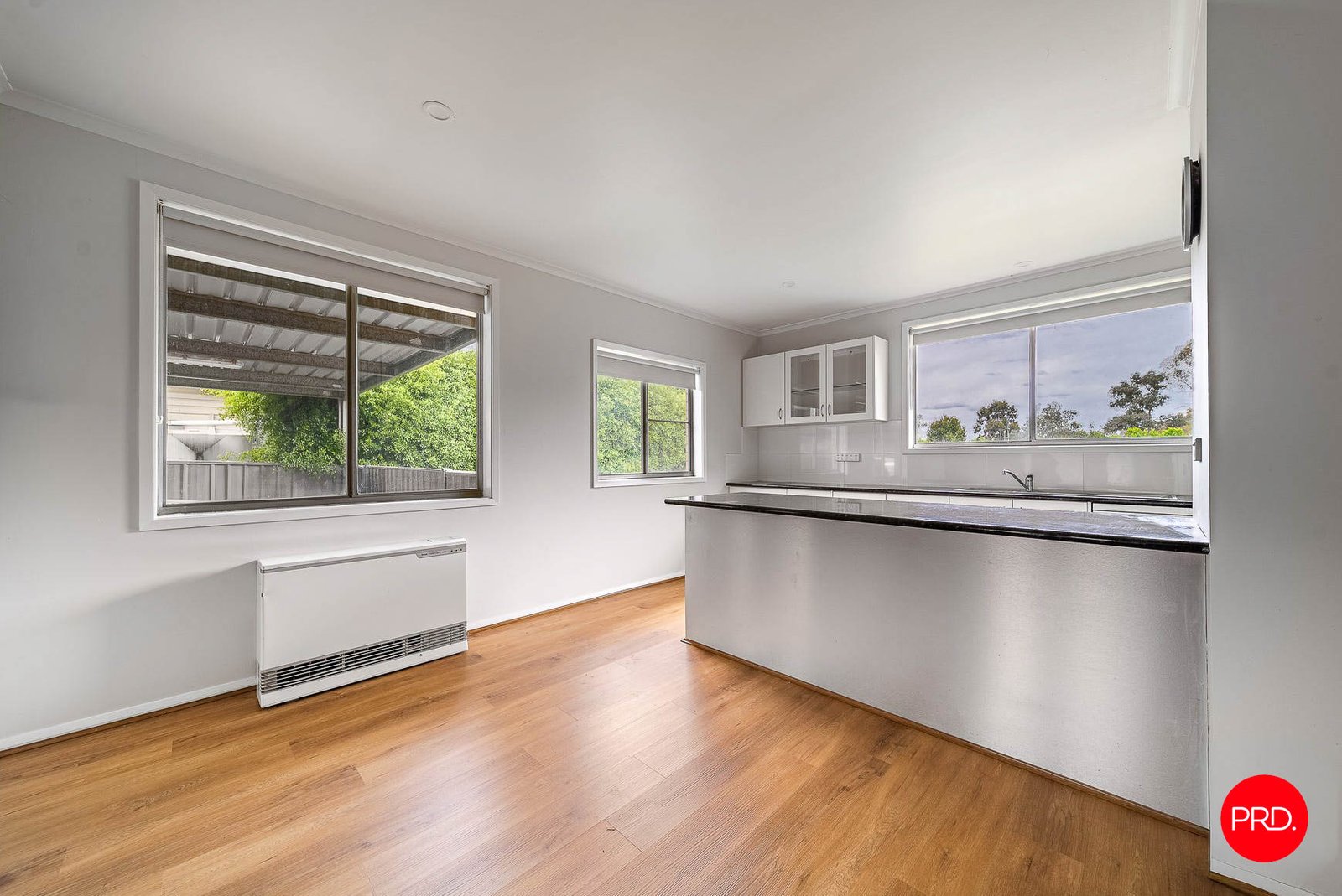 85 MacKenzie St W  GOLDEN SQUARE 5
