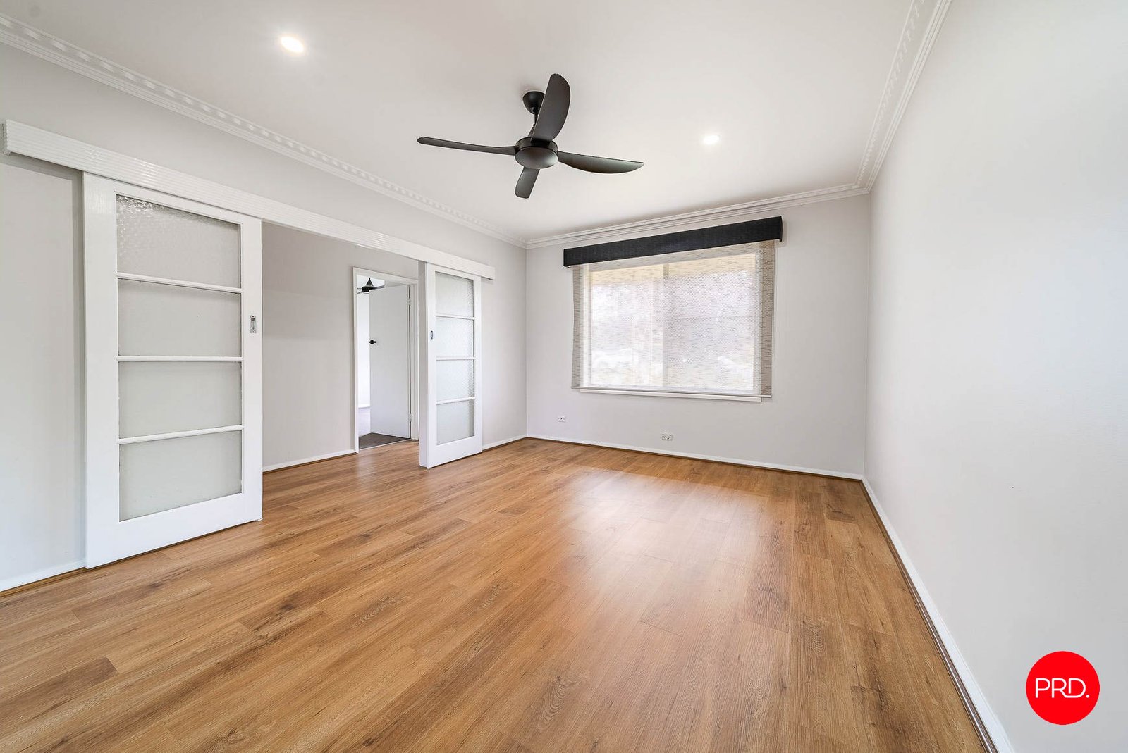 85 MacKenzie St W  GOLDEN SQUARE 6