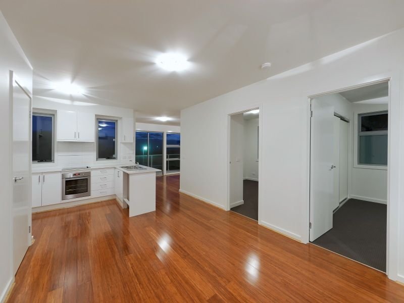 Gallery: 8/5 Maury Road