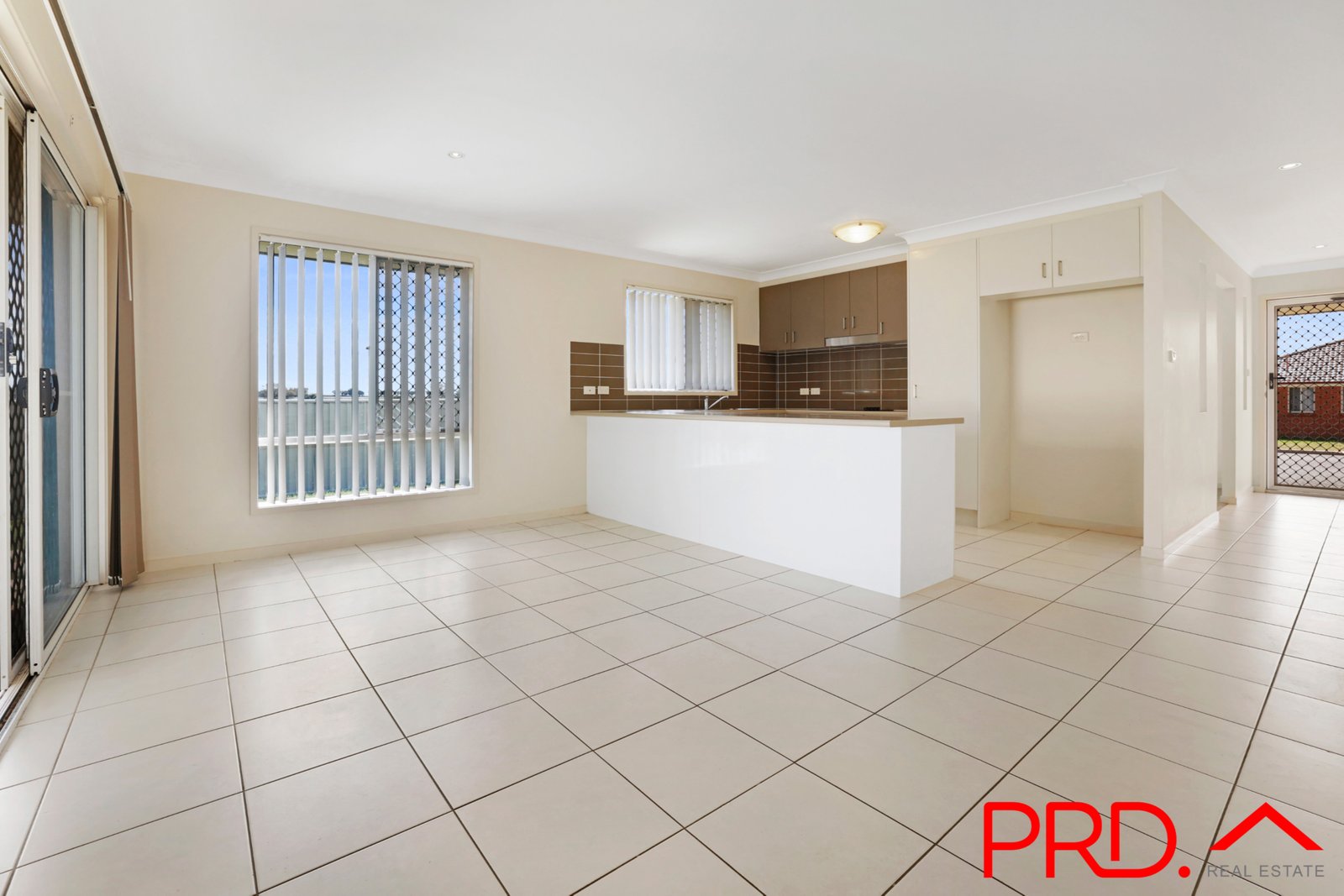 85 Mitchell Street TAMWORTH 4